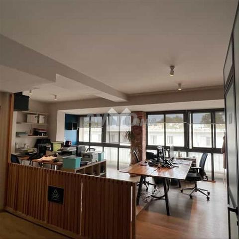 121693-Bureau à louer à 10200DH à Quartier De Parc