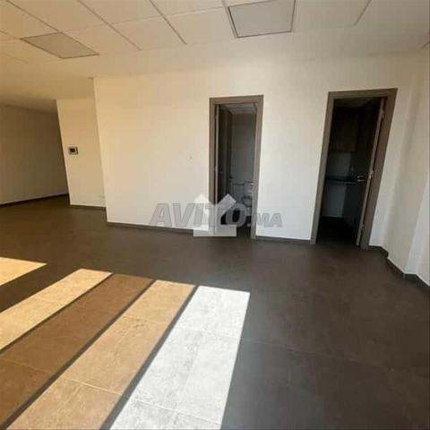 161524-مكتب للإيجار بـ 5500 درهم في أناسي - 2