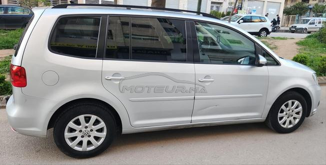  voiture touran 