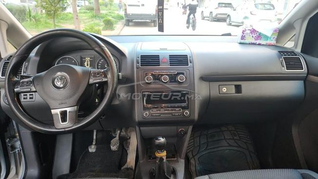  voiture touran 