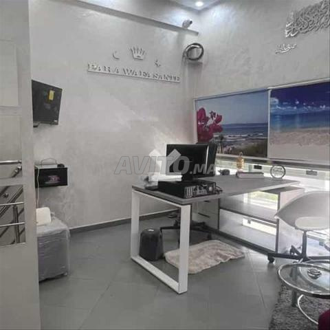 174709-محل للإيجار بـ 7500 درهم في فيكتوريا - 2