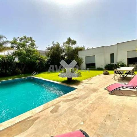 12385-بيع فيلا في بوسكورة بوسكورة بمساحة 800 متر مربع