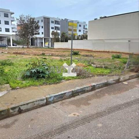 172219-Vente Terrain à   de 668 m²