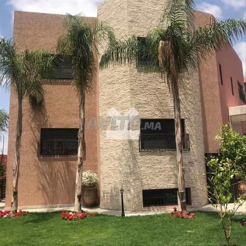 123769-بيع فيلا في مراكش تاركة بمساحة 516 م² - 2