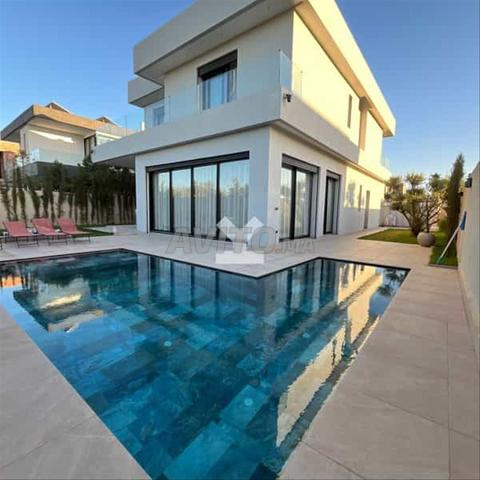 158544-بيع فيلا في مراكش طريق الأوريكا