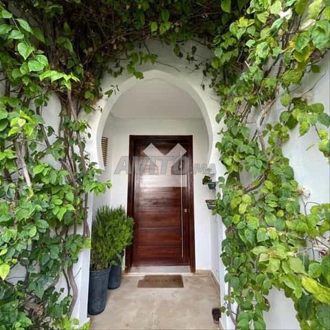 175746-بيع فيلا في سلا بوقنادل (أمعمر) بمساحة 372 - 2