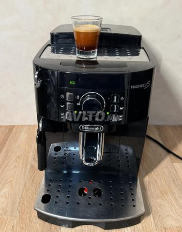 Machine à café à grains Delonghi Magnifica S