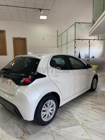 Toyota Yaris Essence Manuelle 2022 à Rabat - 2