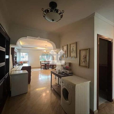 39451-Vente Appt à Casablanca Lekrimat de 217 m²