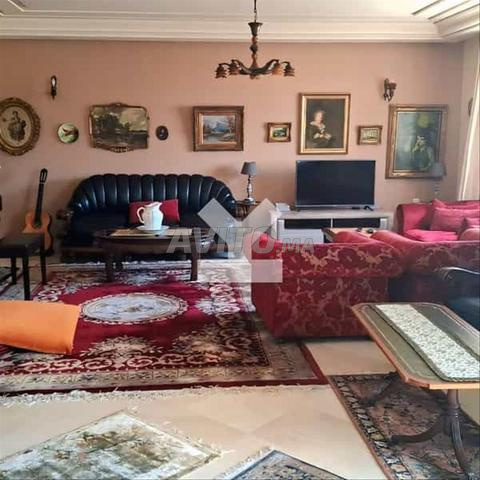 127530-بيع شقة في الرباط رياض بمساحة 214 متر مربع