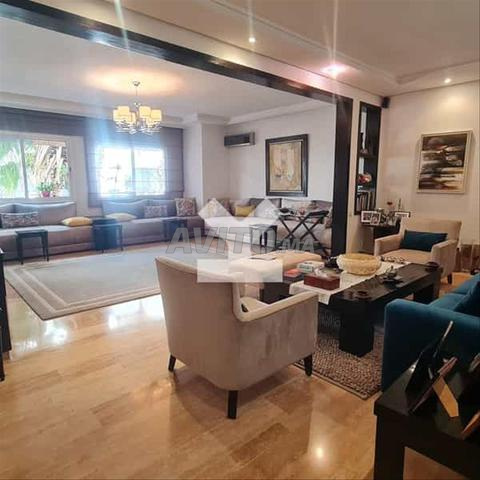 78581-بيع شقة في الدار البيضاء كوتييه بمساحة 186 متر مربع