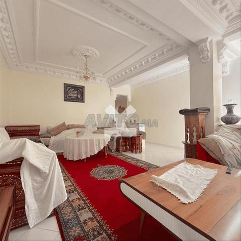 170679-بيع شقة في الدار البيضاء المعاريف إكستنسيون