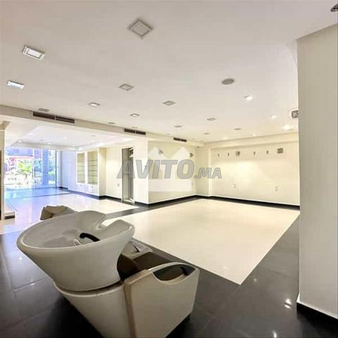 46502-بيع محل في مراكش صناوبر بمساحة 140 متر مربع