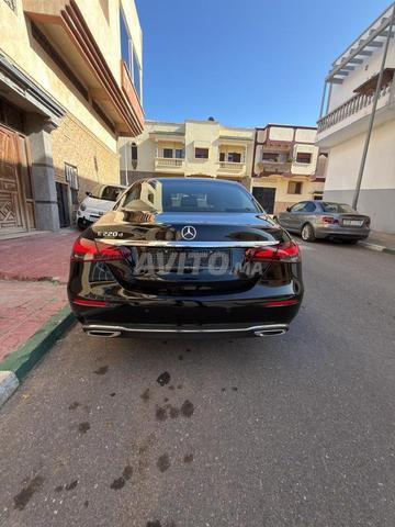 Mercedes-Benz 220 Diesel Automatique 2021 à Rabat