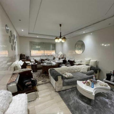 157062-بيع شقة في الدار البيضاء الواحة بمساحة 131 متر مربع