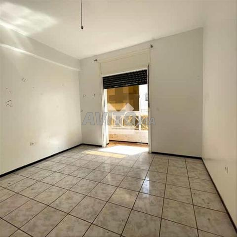 177379-بيع شقة في القنيطرة لا فيل هوت بمساحة 106 - 2