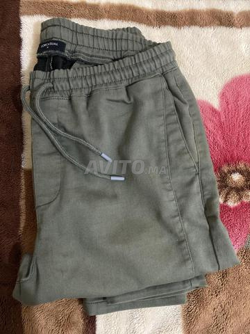 Pantalon taille 34 LC Wakiki