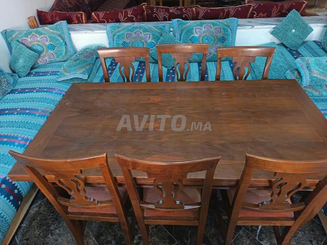 طاولة خشب مصمت مع 6 كراسي إيطالية