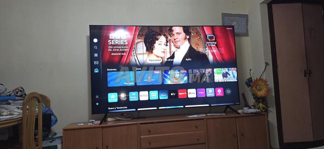 سامسونج كريستال 85 بوصة