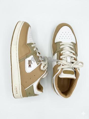 لاكوست أصلية بحالة جيدة مقاس 37