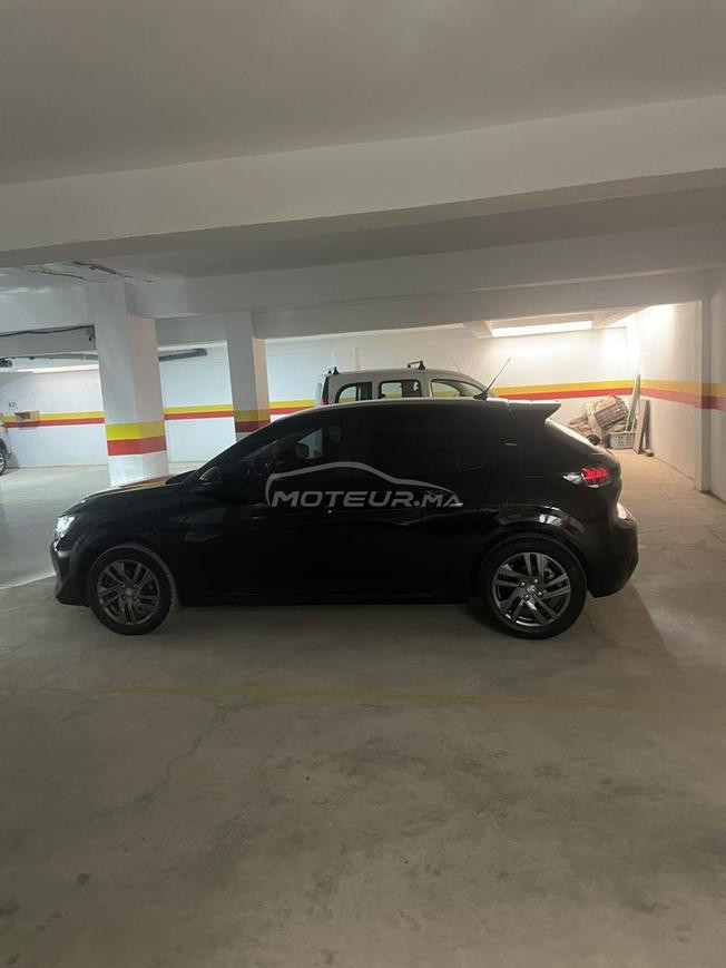 Peugeot 208 1 er main a vendre