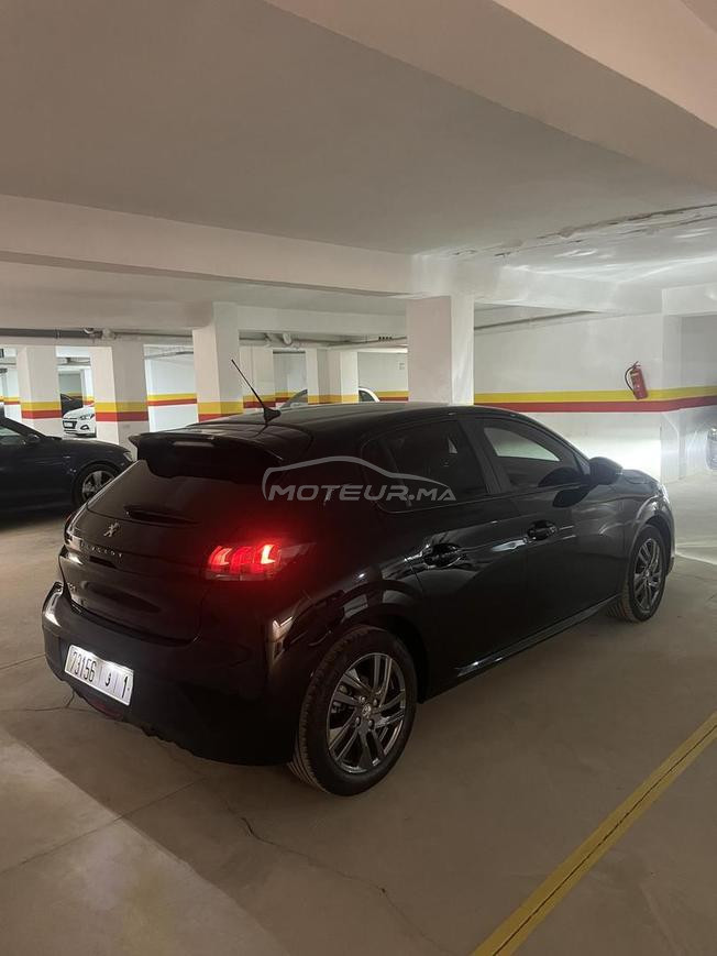 Peugeot 208 1 er main a vendre