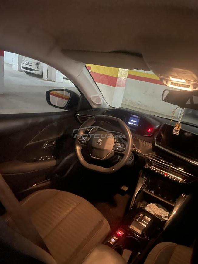 Peugeot 208 1 er main a vendre