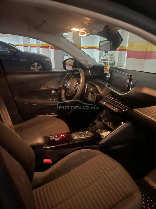 Peugeot 208 1 er main a vendre