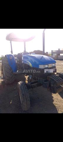 Tracteur niwhlland 80