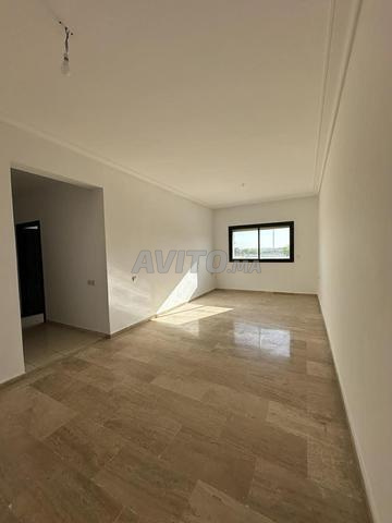 شقة فارغة 3 غرف في سلا الجديدة