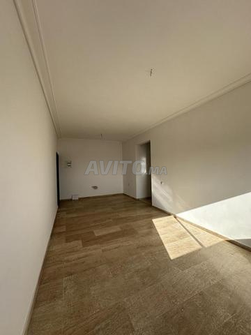 Appartement VIDE 3CH à Sala al jadida - 2