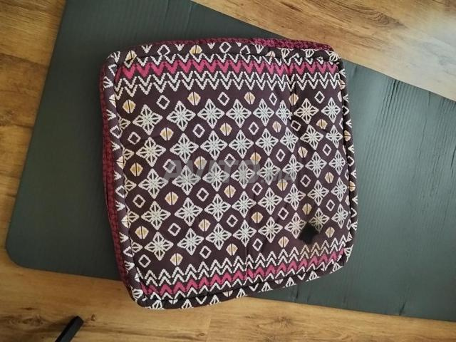 Tapis Décathlon/Coussin Ikea