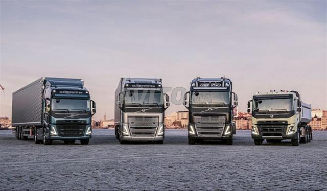 Importons des camions et des pièces d'Italie