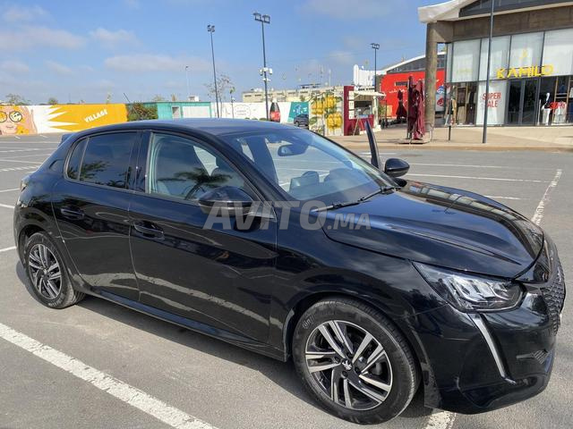 Peugeot 208 allure - 2