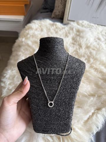 plein de bijoux a vendre