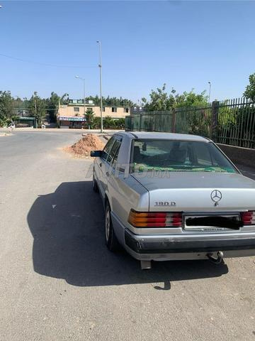 مرسيدس 19 0 1993 - 2