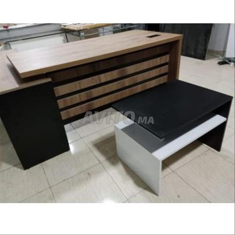 Bureau en MDF Élégant pour Espace de Travail - 2