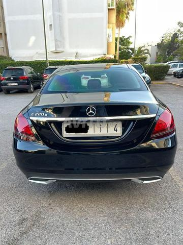 مرسيدس الفئة C220 بحالة ممتازة - 2