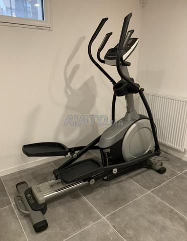 دراجة رياضية إهليلجية Nordictrack e7.2