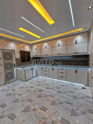 شقة بواجهتين 120 متر مربع أزلي