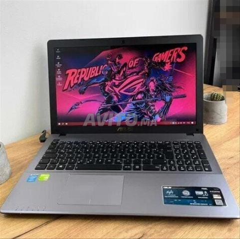 Asus i5 double Graphique Ram 8 Disc 1000 HD