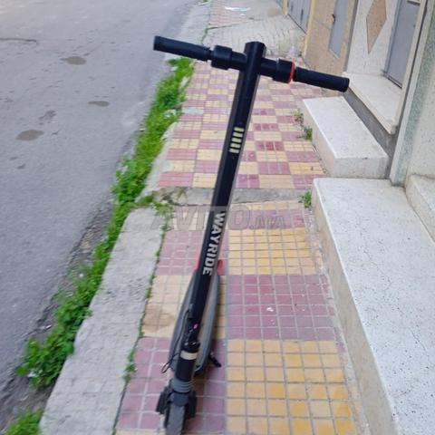 سكوتر للبيع في حالة ممتازة - 2