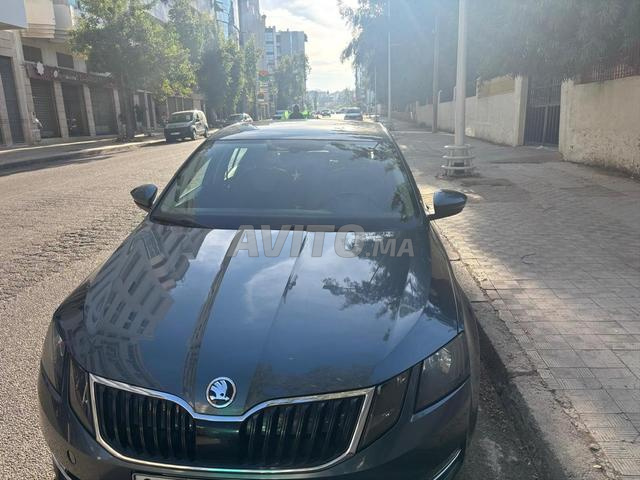 Skoda Octavia Diesel Automatique 2019 à Agadir - 2