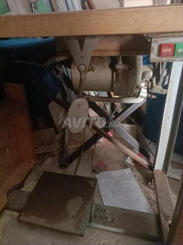 Machine à broder Rbati