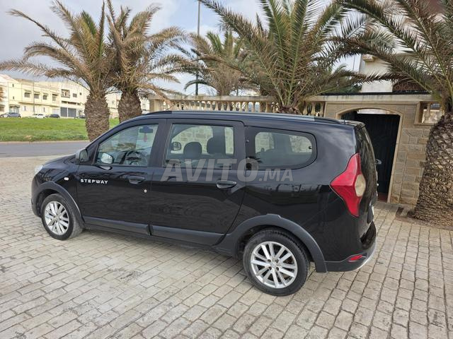 داسيا لودجي ديزل مانويل 2023 في الرباط - 2