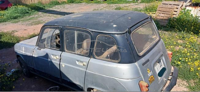 Renault R4 Essence Manuelle 1980 à Marrakech