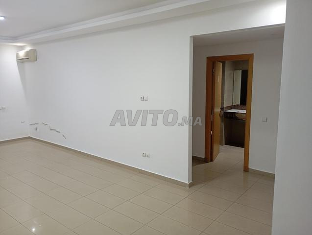 مكتب 100م2 جديد في مركز المدينة - 2