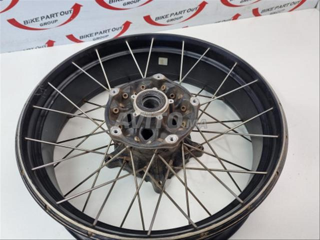 Jante arrière de BMW GS 850 NOIRE .(17)