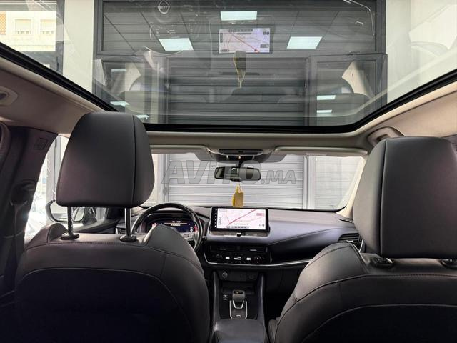 نيسان قاشقاي