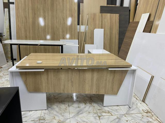 BUREAU AVEC RETOUR ET CAISSON - 2